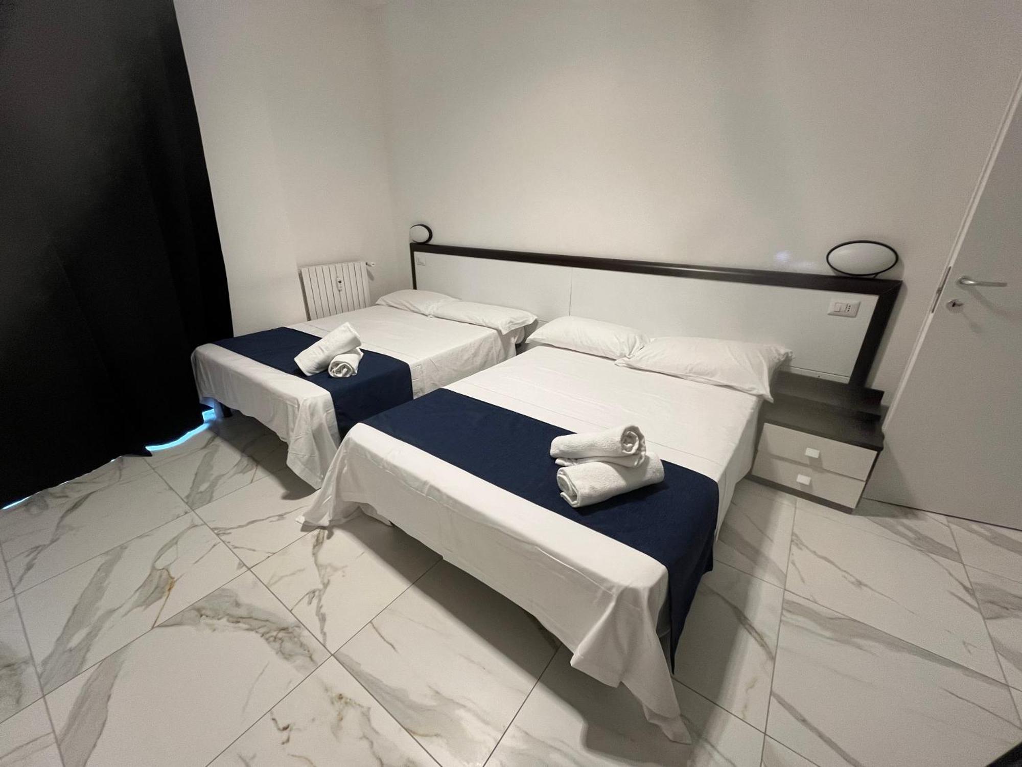 Jcube Apartments Bocconi Milano Exteriör bild