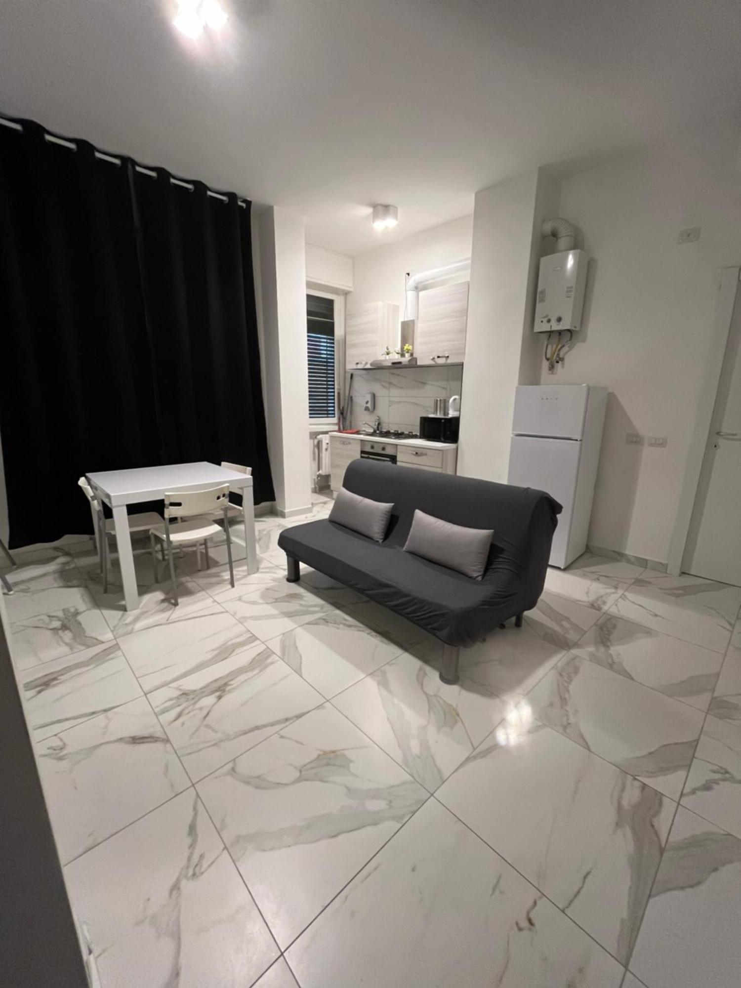 Jcube Apartments Bocconi Milano Exteriör bild